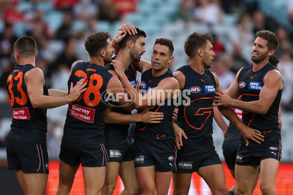 AFL 2022 Round 01 - GWS v Sydney - 921349