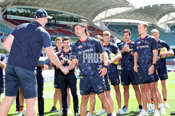 AFL 2022 Round 01 - Adelaide v Fremantle - 922218