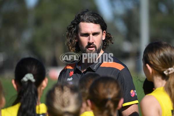 NAB League Girls 2022 - Murray Bushrangers v Northern Territory - 925552