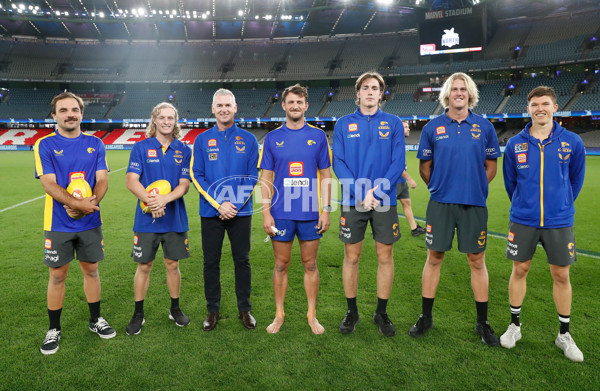 AFL 2022 Round 02 - North Melbourne v West Coast - 925593