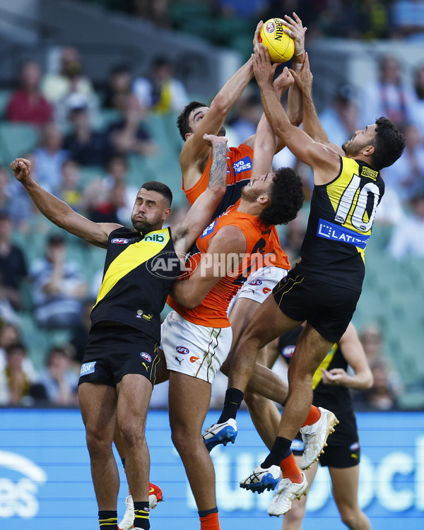 AFL 2022 Round 02 - Richmond v GWS - 926276