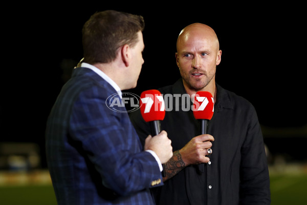 AFLW 2022 Round 08 - Melbourne v North Melbourne - 913297