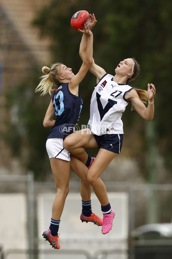 AFLW 2022 U16 Girls Championships - Vic Country v Vic Metro - 934563