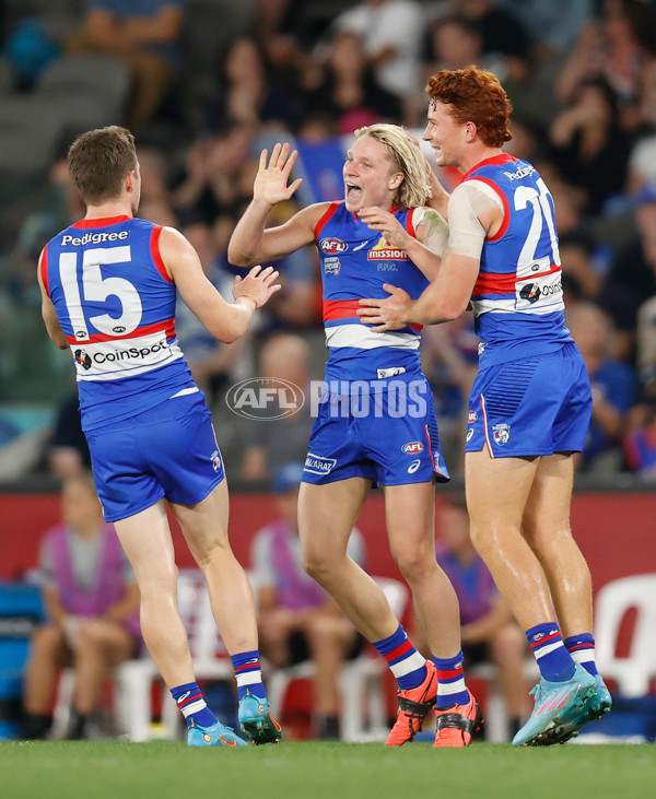 AFL 2022 Round 05 - North Melbourne v Western Bulldogs - 934690