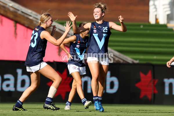 AFLW 2022 U18 Girls Championships - QLD v Vic Metro - 937231