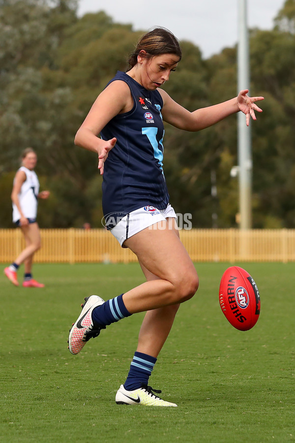 AFLW 2022 U16 Girls Championships - Vic Metro v Vic Country - 937390