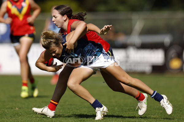 AFLW 2022 U18 Girls Championships - Vic Metro v South Australia - 937609