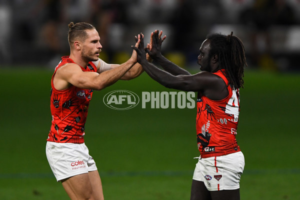 AFL 2021 Round 12 - Essendon v Richmond - 856024