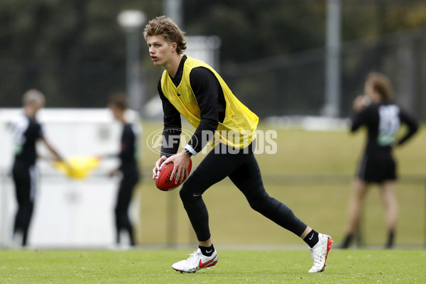 AFL 2021 Training - Collingwood 100621 - 857346