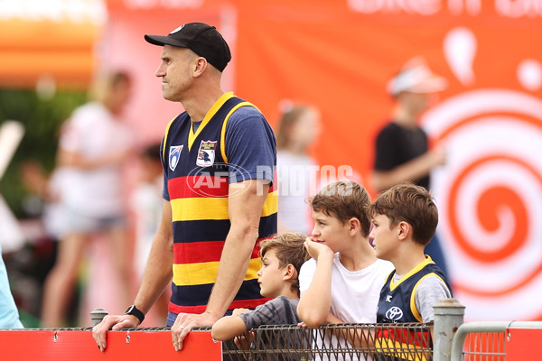 AFLW 2022 Round 07 - GWS v Adelaide - 910234