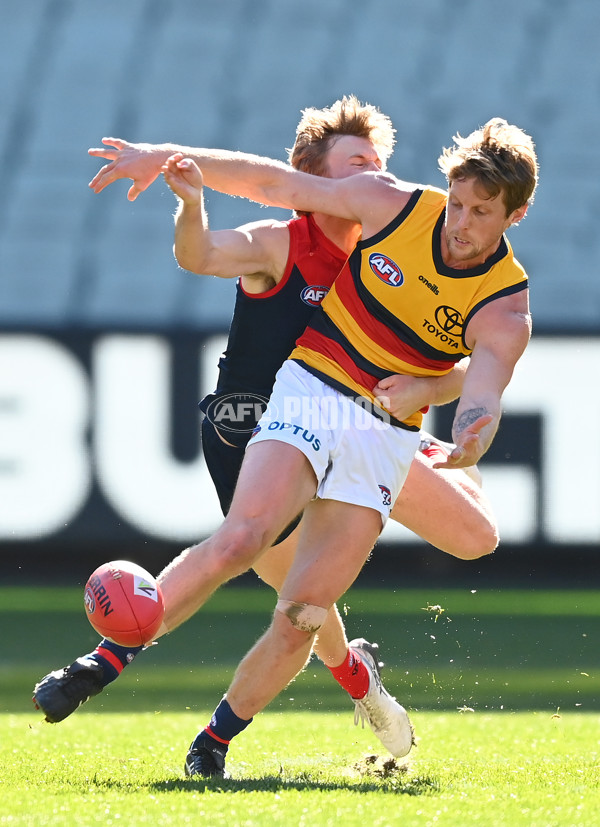 AFL 2021 Round 22 - Melbourne v Adelaide - 882481