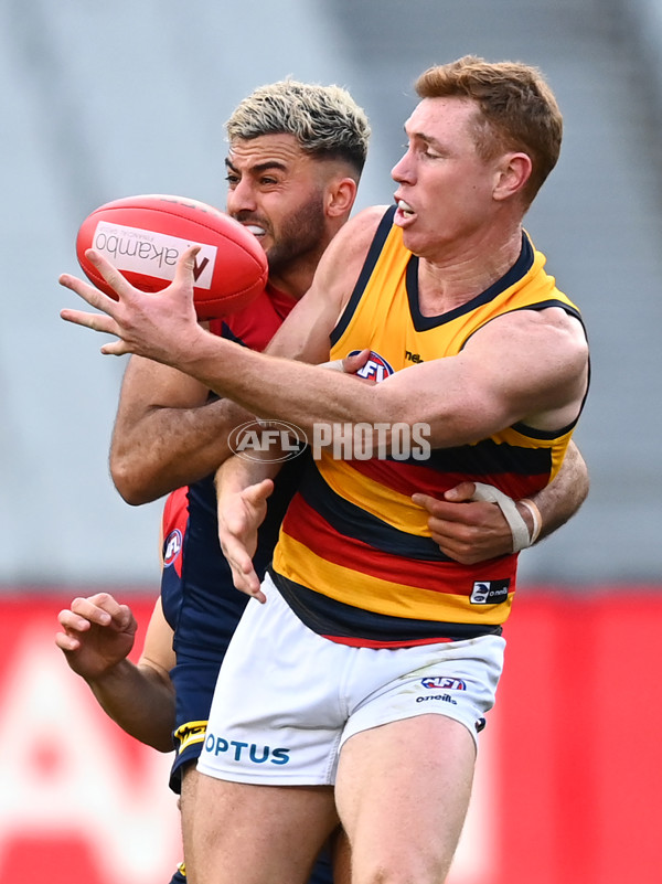 AFL 2021 Round 22 - Melbourne v Adelaide - 882586