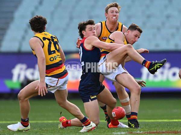 AFL 2021 Round 22 - Melbourne v Adelaide - 882935