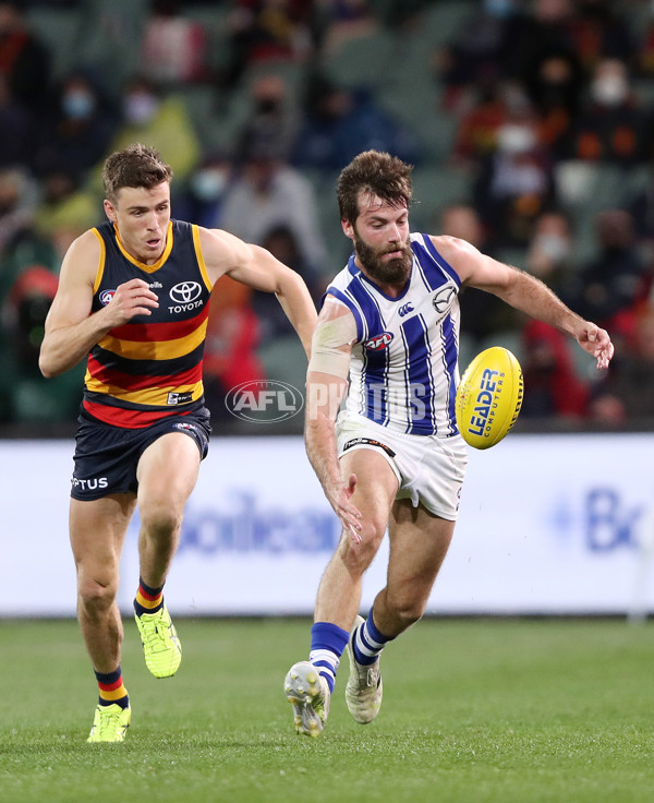 AFL 2021 Round 23 - Adelaide v North Melbourne - 885475