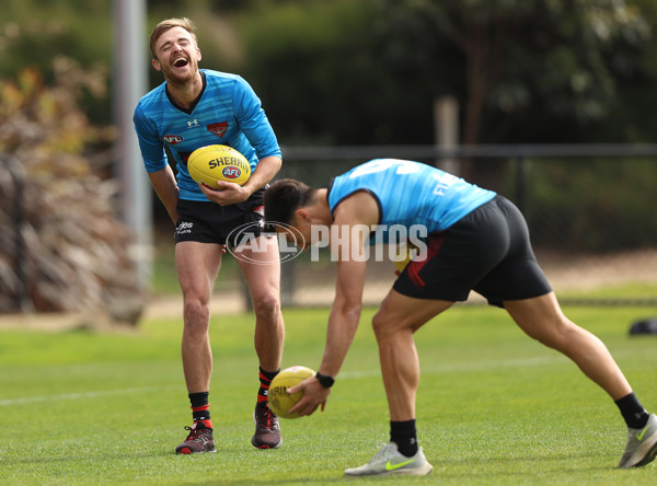 AFL 2021 Training - Essendon 250821 - 885758