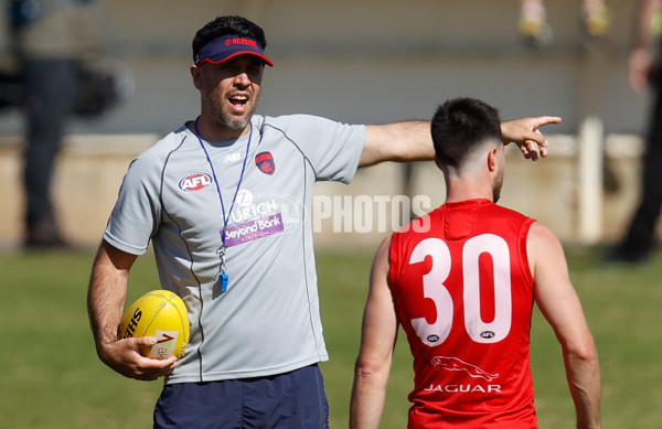 AFL 2021 Training - Melbourne 170921 - 890215