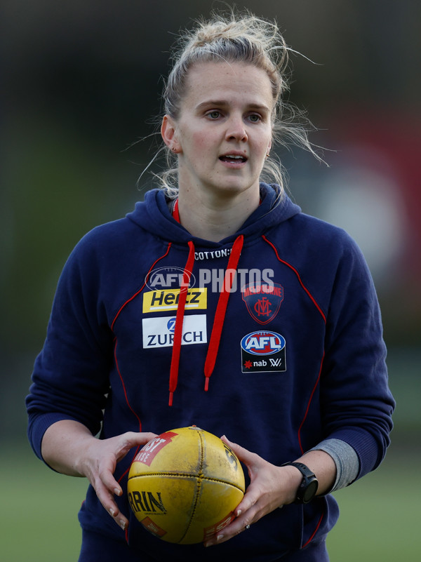 AFLW 2021 Training - Melbourne 071021 - 894554