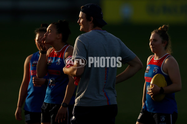 AFLW 2021 Training - Western Bulldogs 121021 - 895164