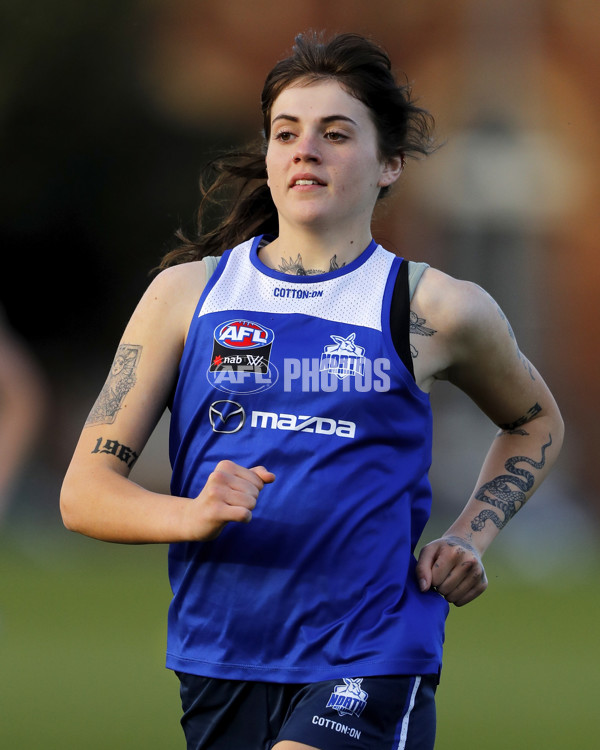 AFLW 2021 Training - North Melbourne 121021 - 895250