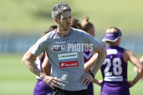 AFLW 2021 Training - Fremantle 231021 - 896144