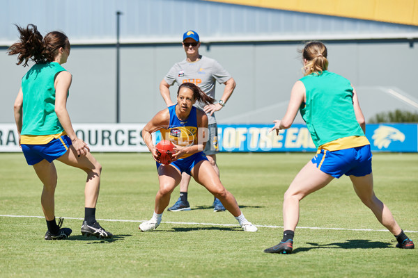 AFLW 2021 Training - West Coast 301021 - 896402