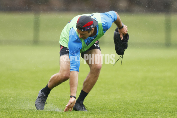 AFL 2021 Training - Essendon 101121 - 896774