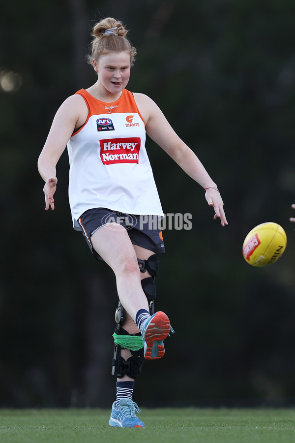 AFLW 2021 Training - GWS 151121 - 897335