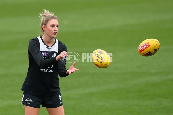 AFLW 2021 Training - Carlton 251121 - 898345