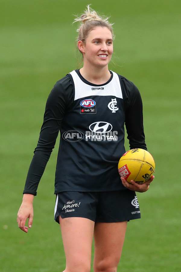 AFLW 2021 Training - Carlton 251121 - 898349