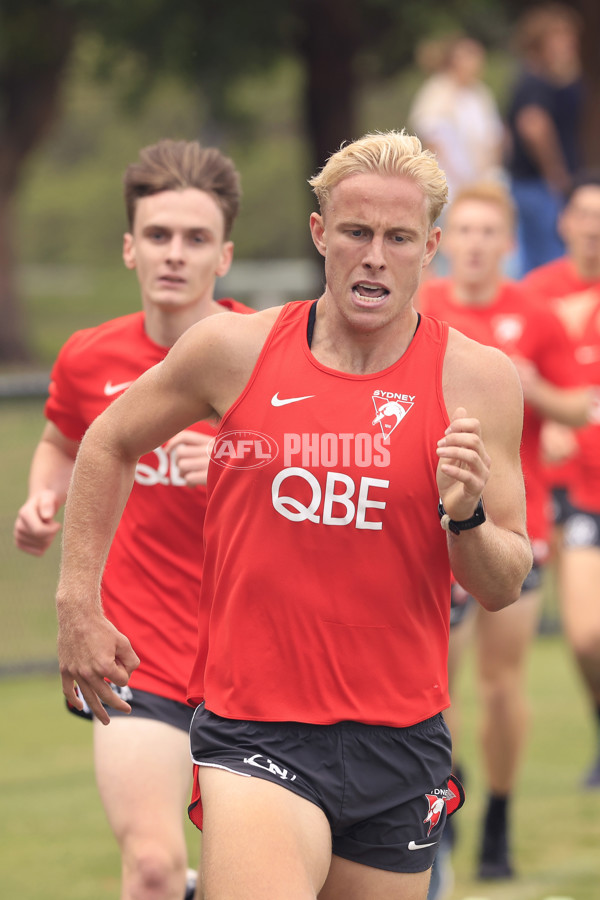 AFL 2021 Training - Sydney 061221 - 899401