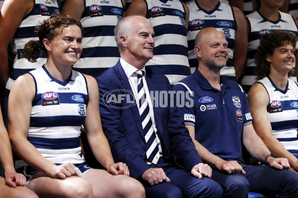 AFLW 2022 Media - Geelong Team Photo Day - 900397