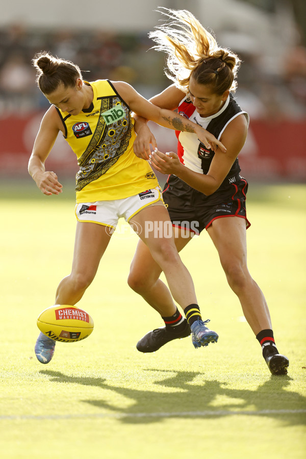 AFLW 2022 Round 01 - St Kilda v Richmond - 901648