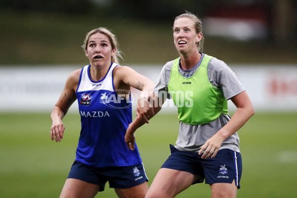 AFLW 2022 Training - North Melbourne 130122 - 902701