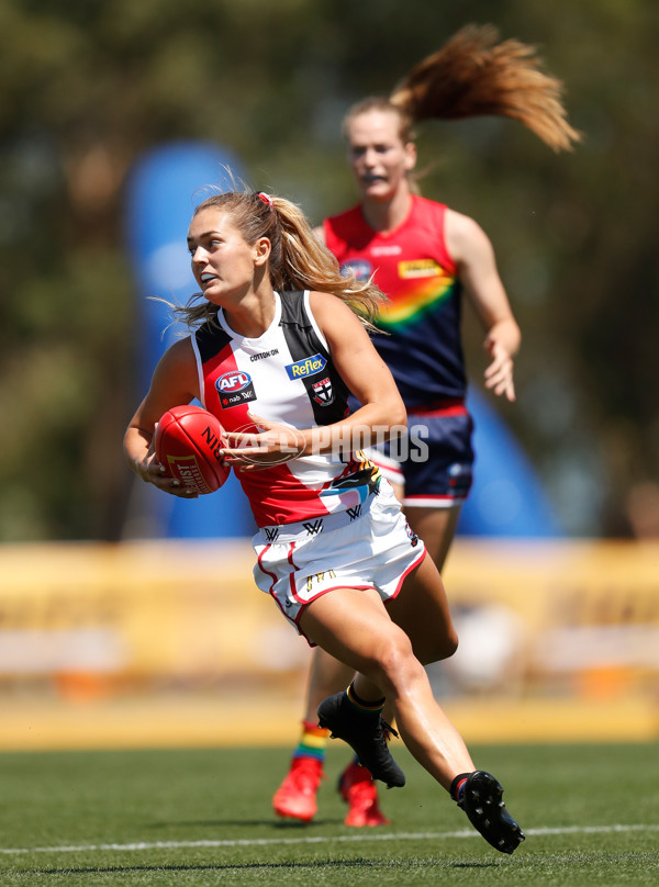 AFLW 2022 Round 03 - Melbourne v St Kilda - 904101