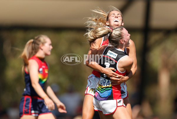 AFLW 2022 Round 03 - Melbourne v St Kilda - 904182