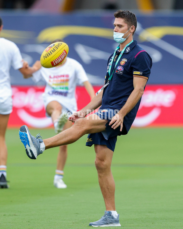 AFLW 2022 Round 03 - Brisbane v Carlton - 904514