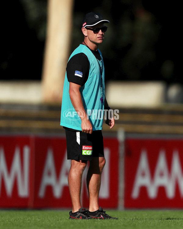 AFL 2022 Training - Collingwood Intra-Club 050222 - 906250