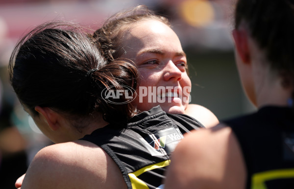 AFLW 2022 Round 05 - Western Bulldogs v Richmond - 906682