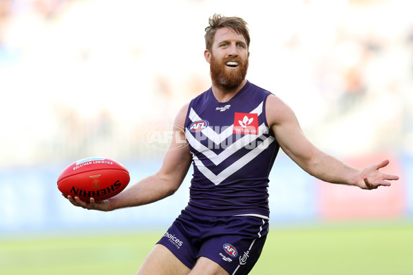 AFL 2021 Round 13 - Fremantle v Gold Coast - 858111