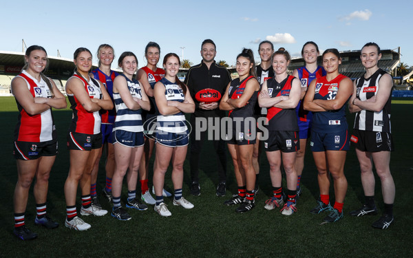 VFLW 2021 Media - VFLW Finals Media Opportunity 280621 - 864882