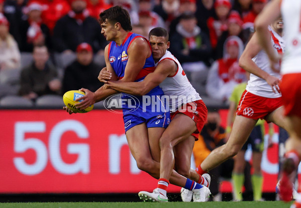 AFL 2021 Round 17 - Western Bulldogs v Sydney - 869981