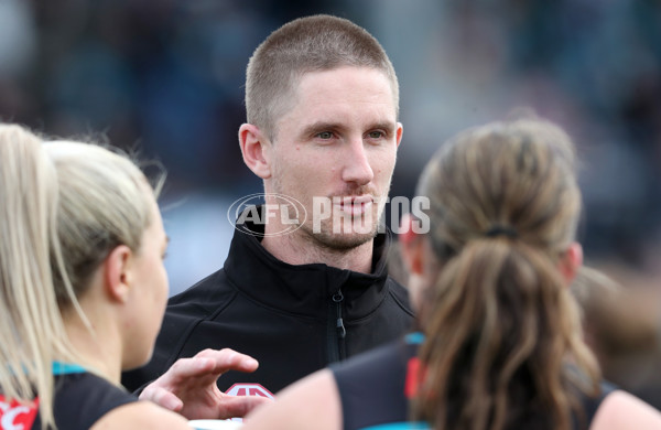 AFLW 2022 S7 Round 02 - Port Adelaide v Western Bulldogs - 1001732