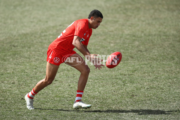 VFL 2022 First Semi Final - Sydney v Gold Coast - 1002465