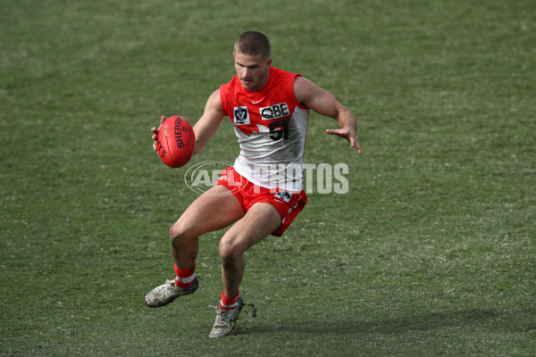 VFL 2022 First Semi Final - Sydney v Gold Coast - 1002695