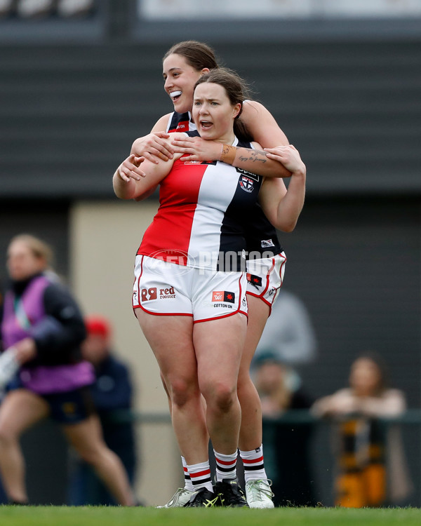 AFLW 2022 S7 Round 02 - Hawthorn v St Kilda - 1002769