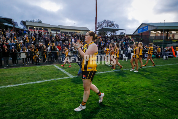 AFLW 2022 S7 Round 02 - Hawthorn v St Kilda - 1002864