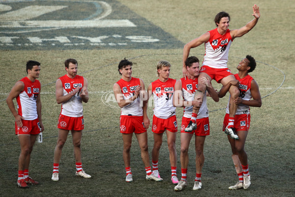 VFL 2022 First Semi Final - Sydney v Gold Coast - 1003024