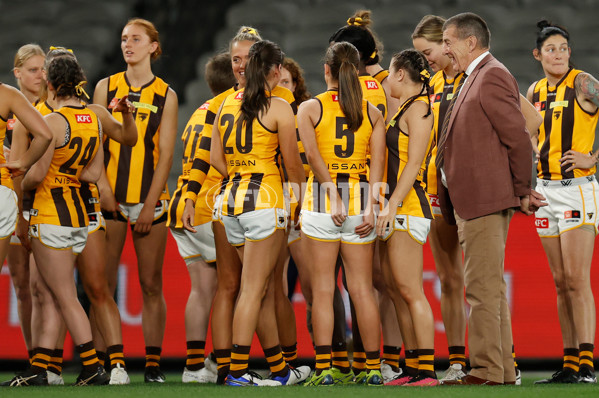 AFLW 2022 S7 Round 01 - Essendon v Hawthorn - 1003550