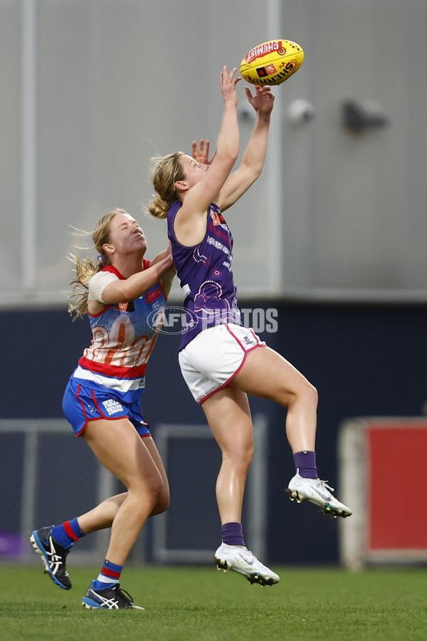 AFLW 2022 Round 03 - Western Bulldogs v Fremantle - 1004307