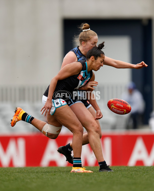 AFLW 2022 S7 Round 03 - Carlton v Port Adelaide - 1005991